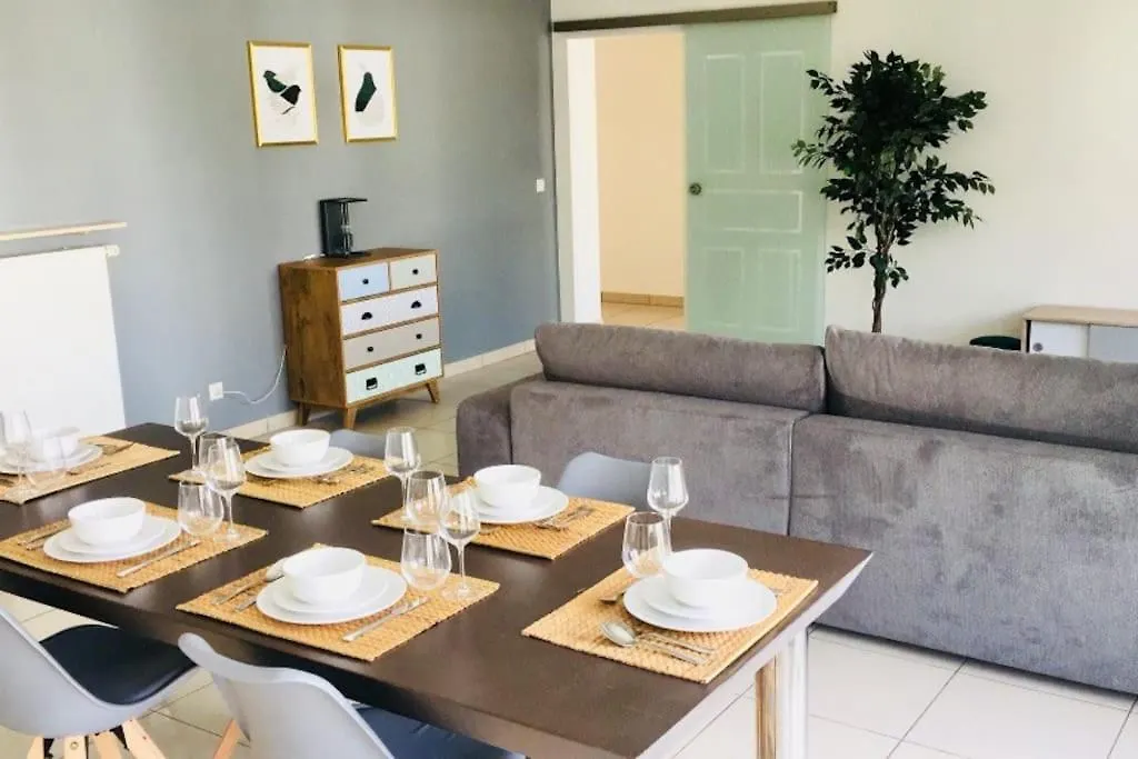 2 Bedrooms In Luxembourg Center W Terrace&Parking-2B 0*,