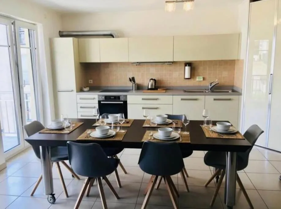 2 Bedrooms In Luxembourg Center W Terrace&Parking-2B アパート
